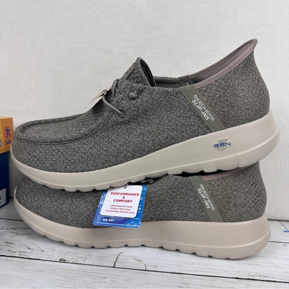 Men’s Skechers Go Walk Max Size 13 Hands Free Slip In Memory Foam Taupe New Box - Picture 7 of 12